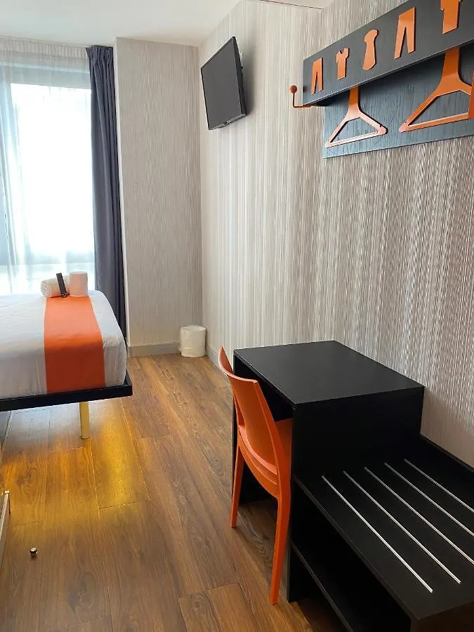 Easyhotel Lisbona Hotel