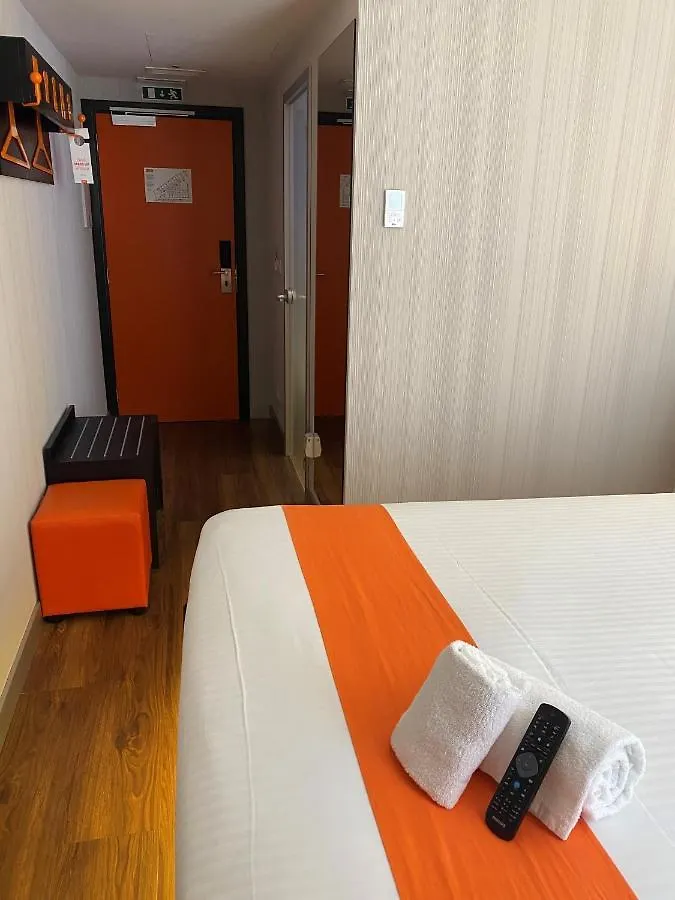 Easyhotel Lisbona Hotel