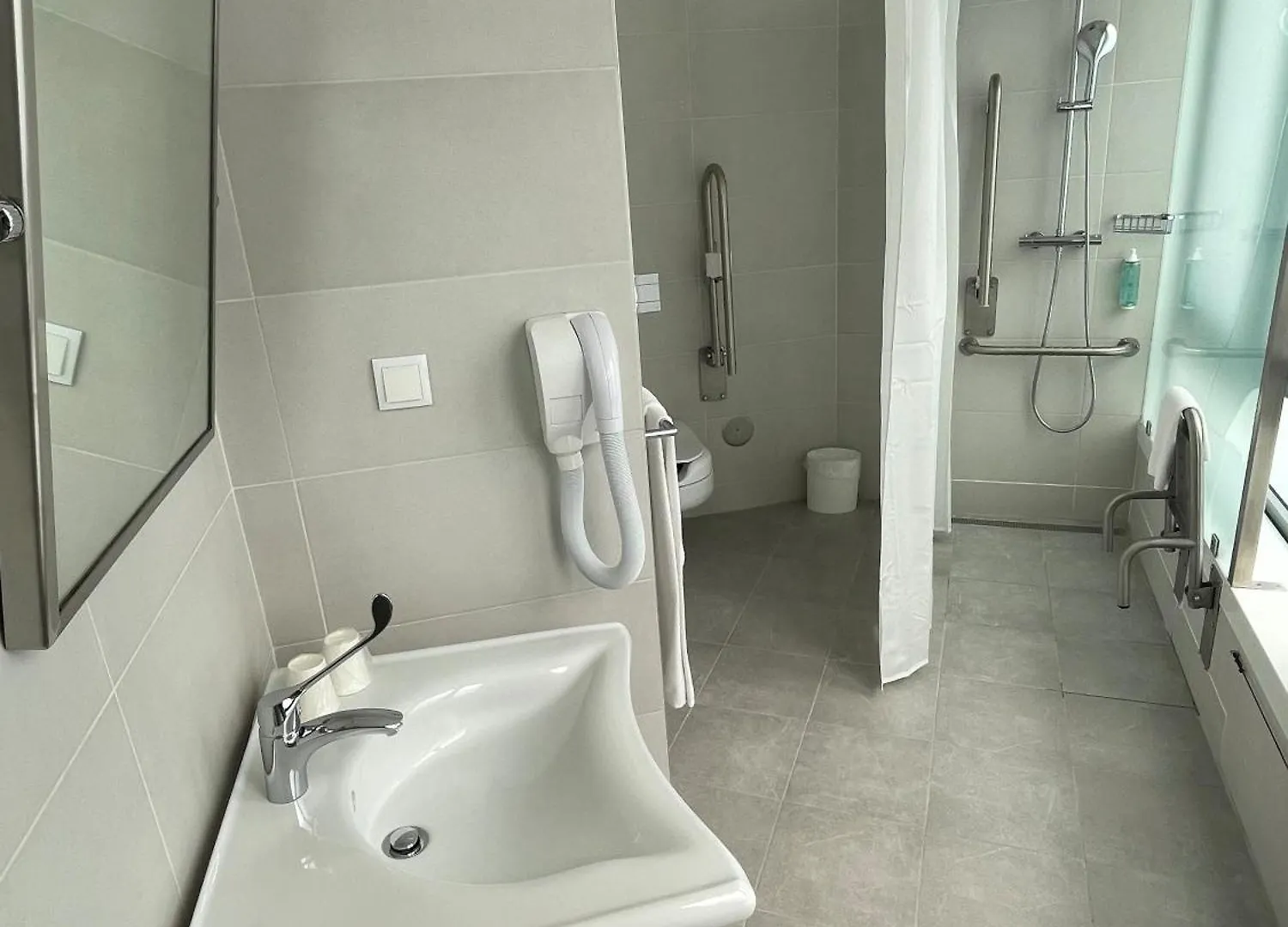 Easyhotel Lisbona 2*,